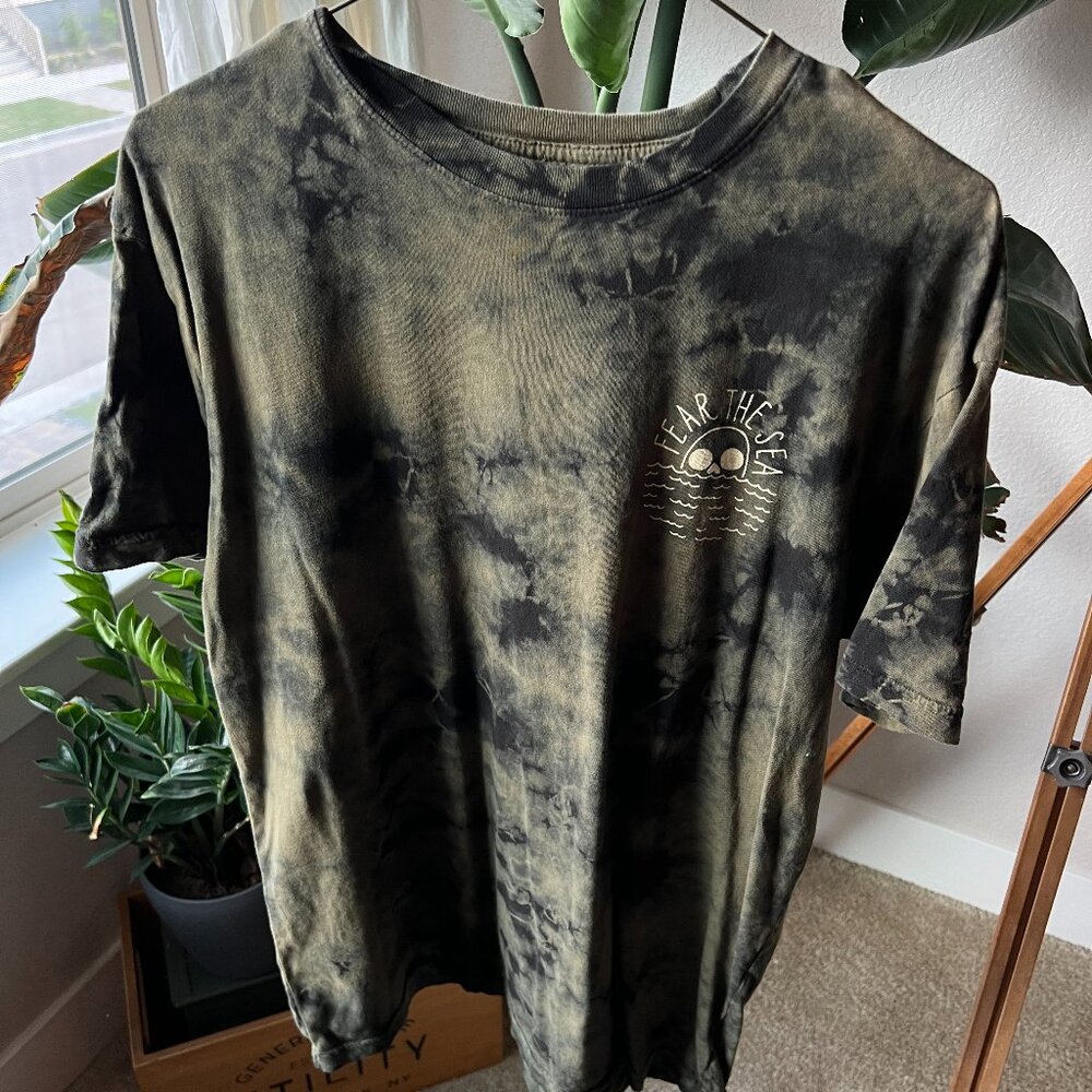 Roark Graphic Tee